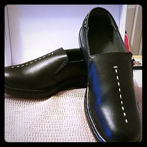 Black leather loafer